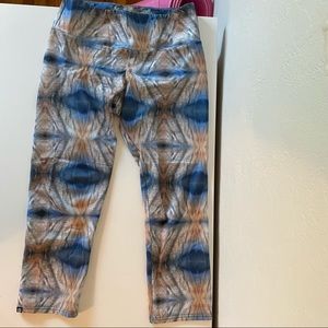 Onzie Tie Dye / Kaleidoscope Capri Leggings